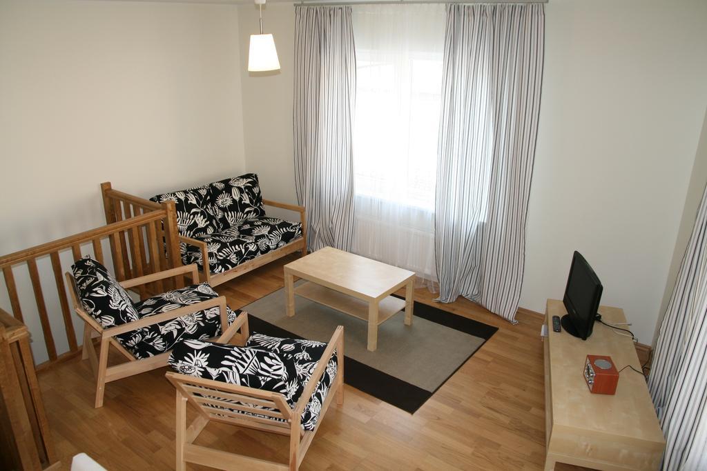 Pilve Apartments Tallinn Oda fotoğraf